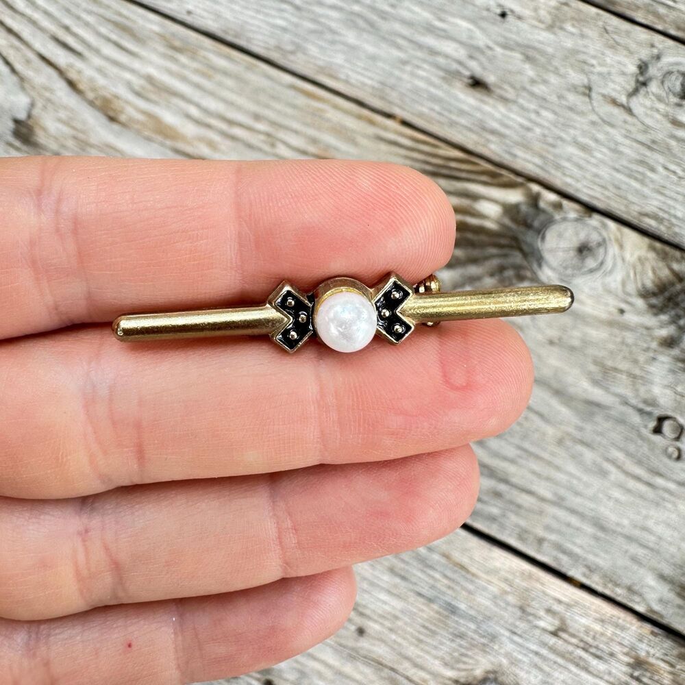 Vintage Jewelry Bar Pin with Faux pearl Bar Long Brooch